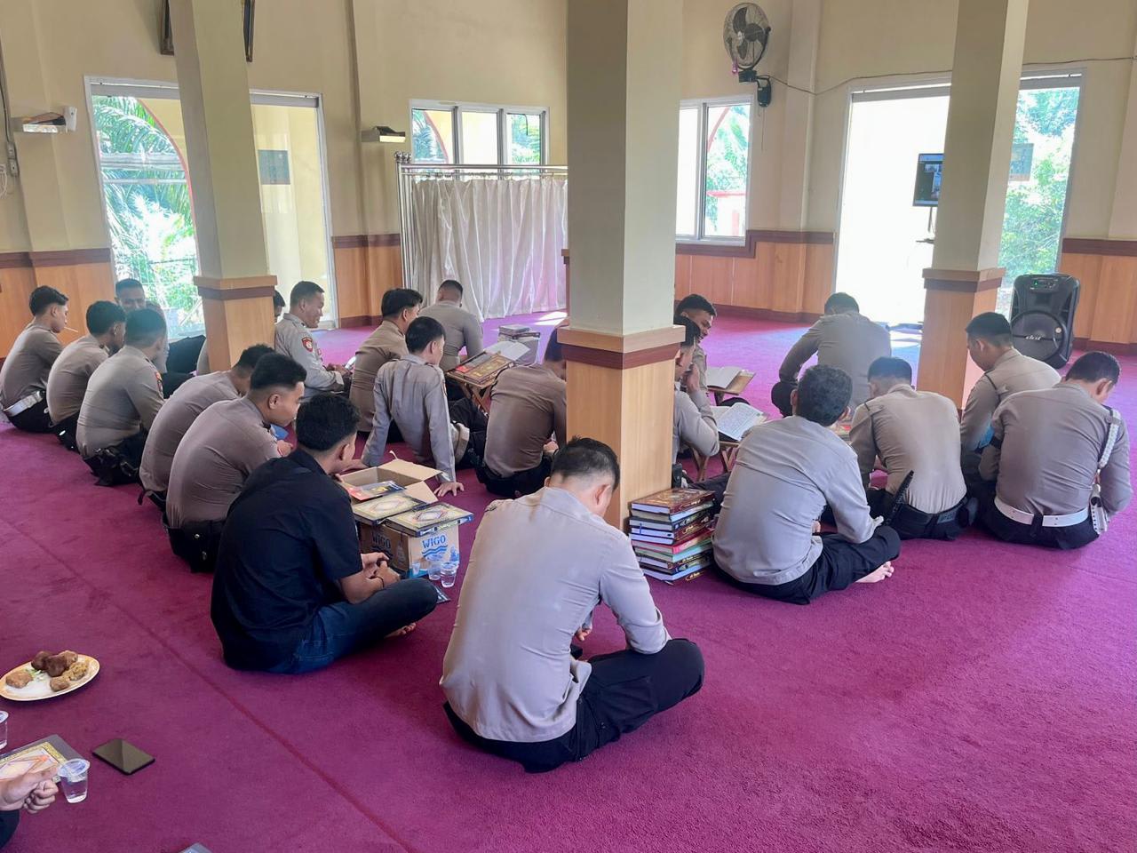 Pembinaan Rohani dan Mental, Polres Sarolangun Bentuk SDM Polri yang Unggul dan Berkarakter.