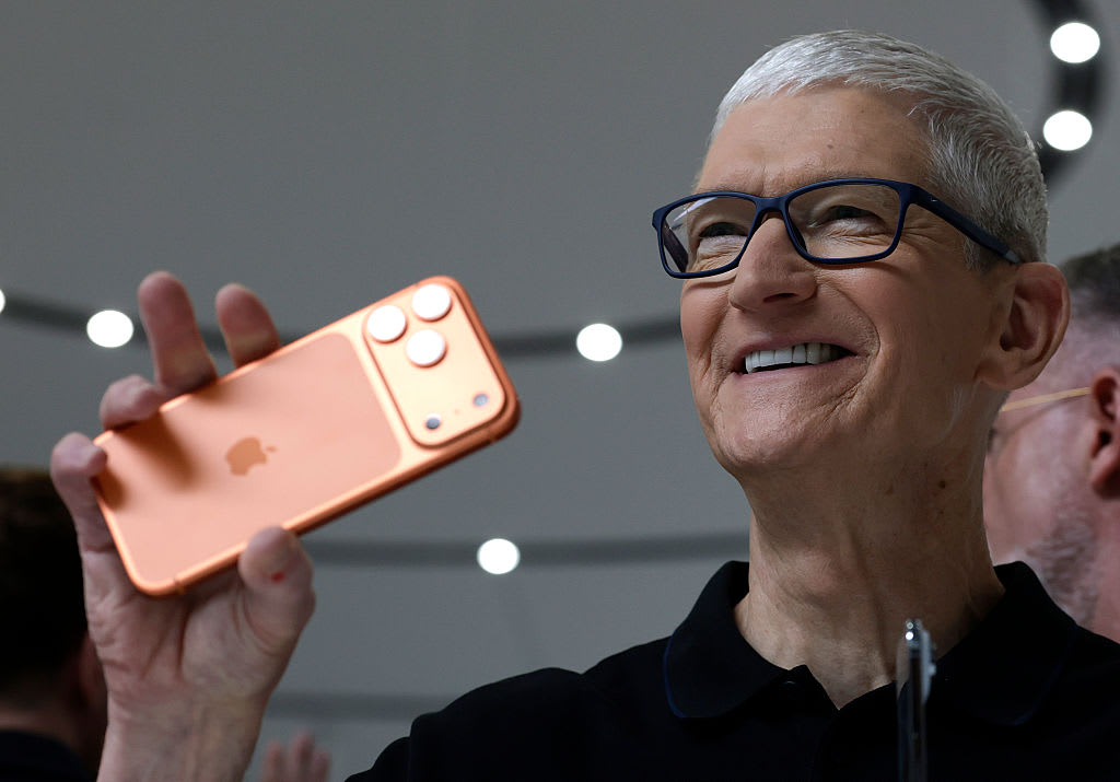 Apple's Record Sales Mask Looming Chip Shortage Crisis