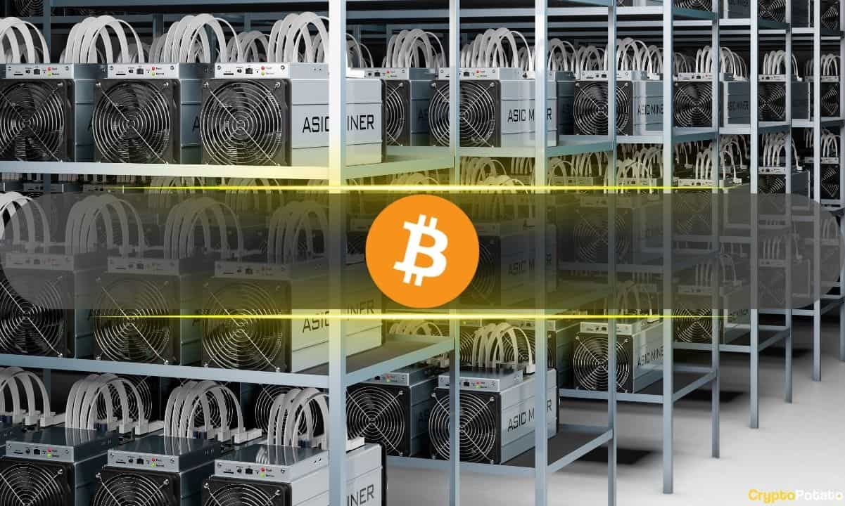 American Bitcoin's Record Mining Output Fails to Offset $82M Loss