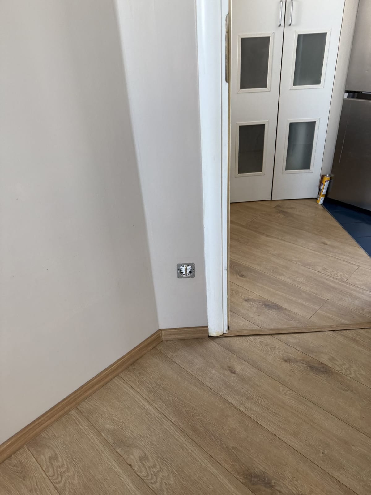 Odświeżenie mieszkania na Ursynowie — przed