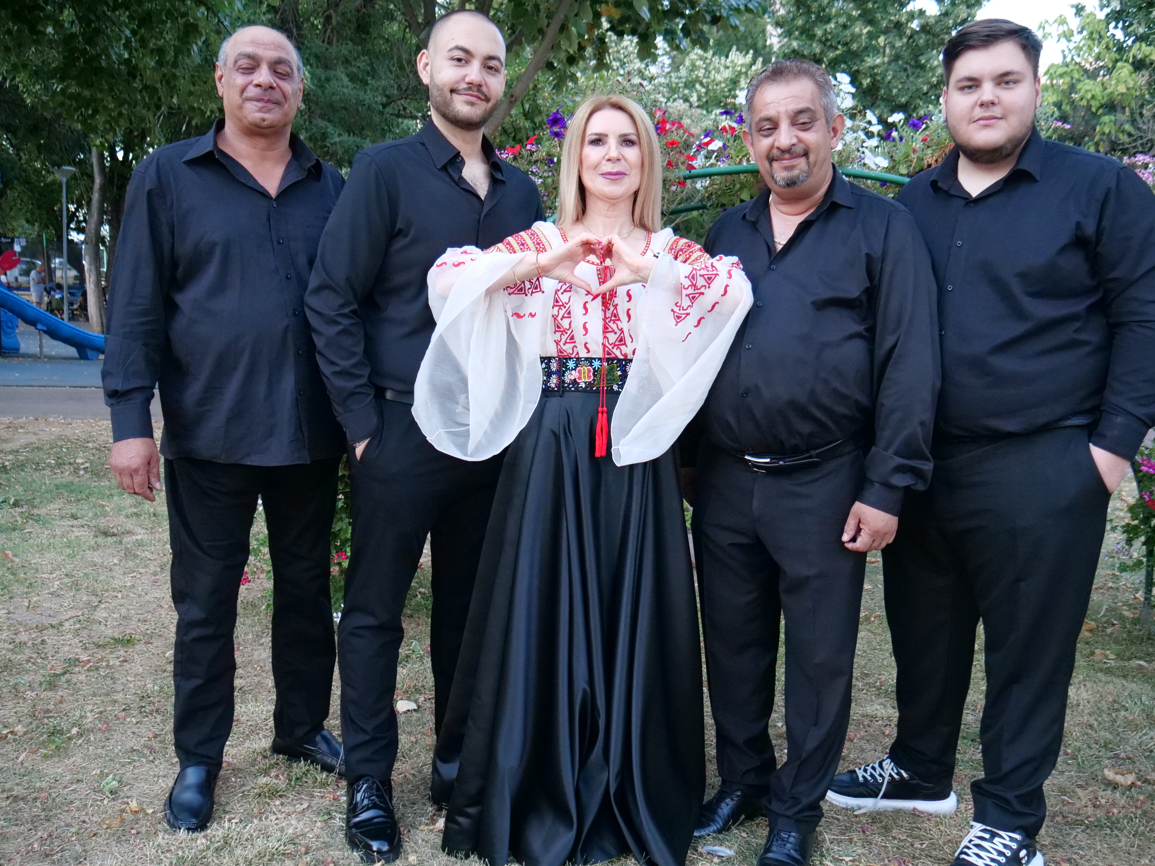 Trupă de muzică live - music în București - Imagine 7