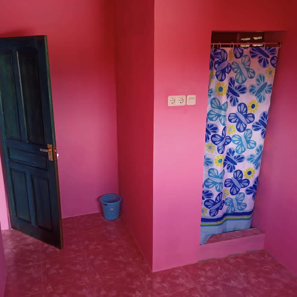 Kost Putri Blue Pink Residence Tateli Satu Pineleng Minahasa Sulawesi 4
