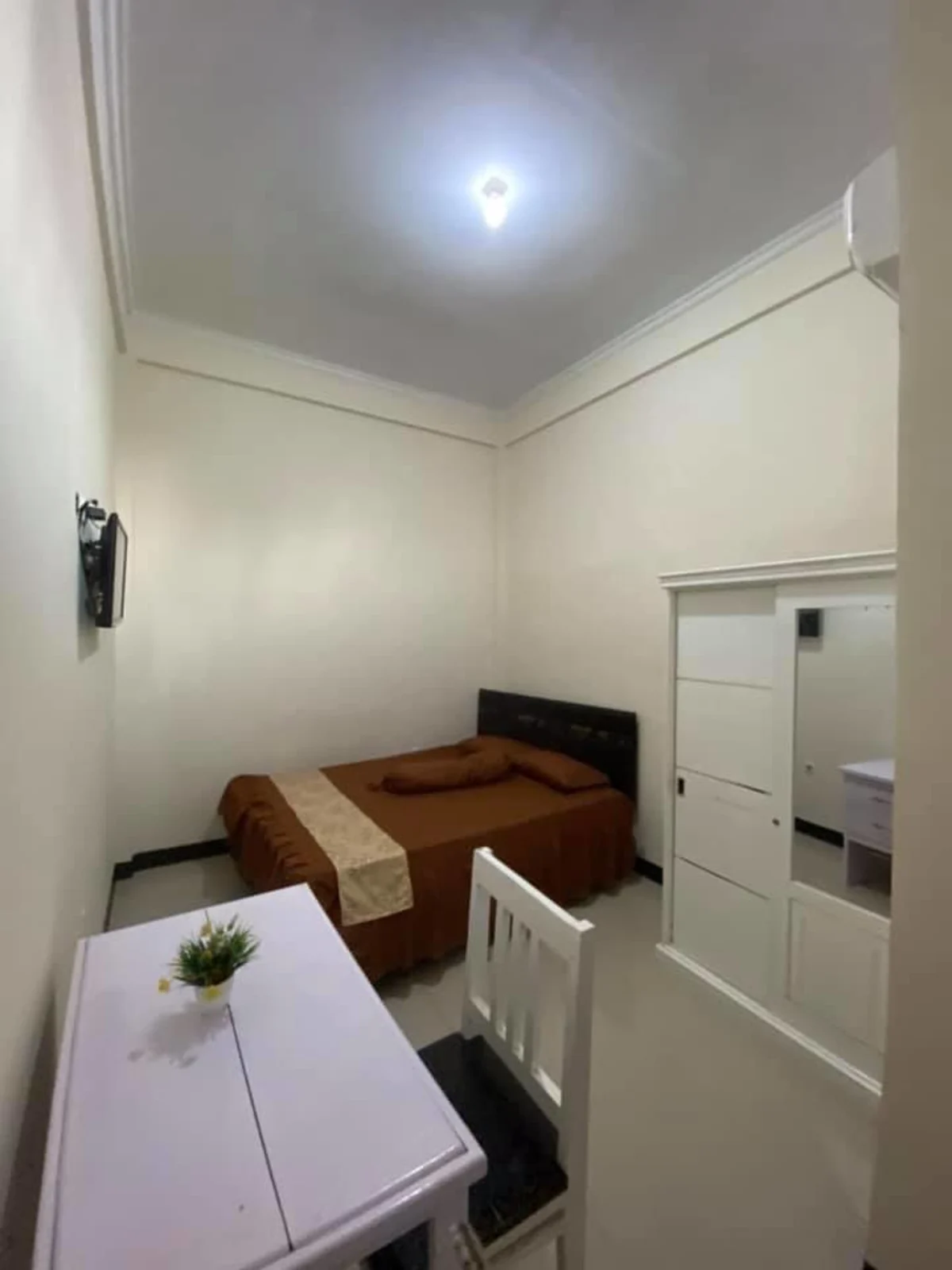Velita Kost 1