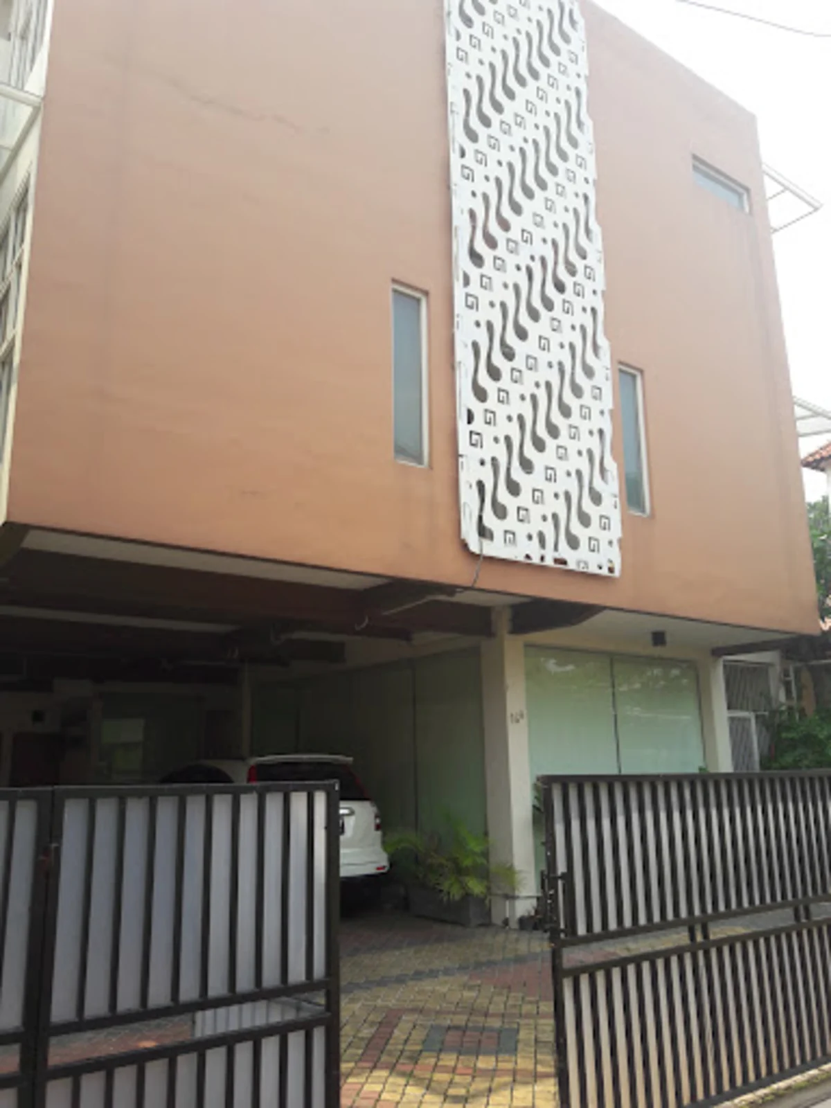 Kos Berlian Suites