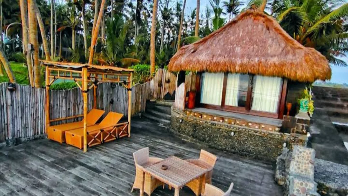 Beachfront Villa Nixie