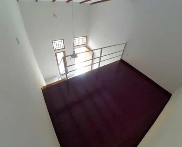 Kost Mezzanine