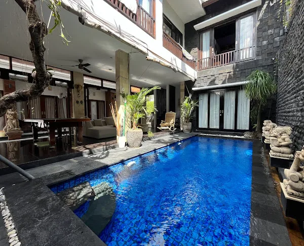 Guesthouse Murah di Seminyak Kecamatan Kuta Kabupaten Badung Bali c9d