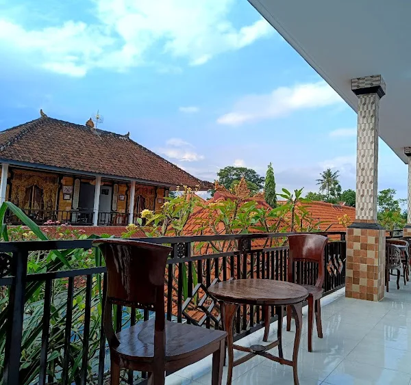 Guesthouse Murah di Tibubeneng Kecamatan Kuta Utara Kabupaten Badung Bali 815