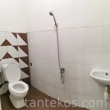 Kost Kosunset Seminyak Kuta Badung Bali