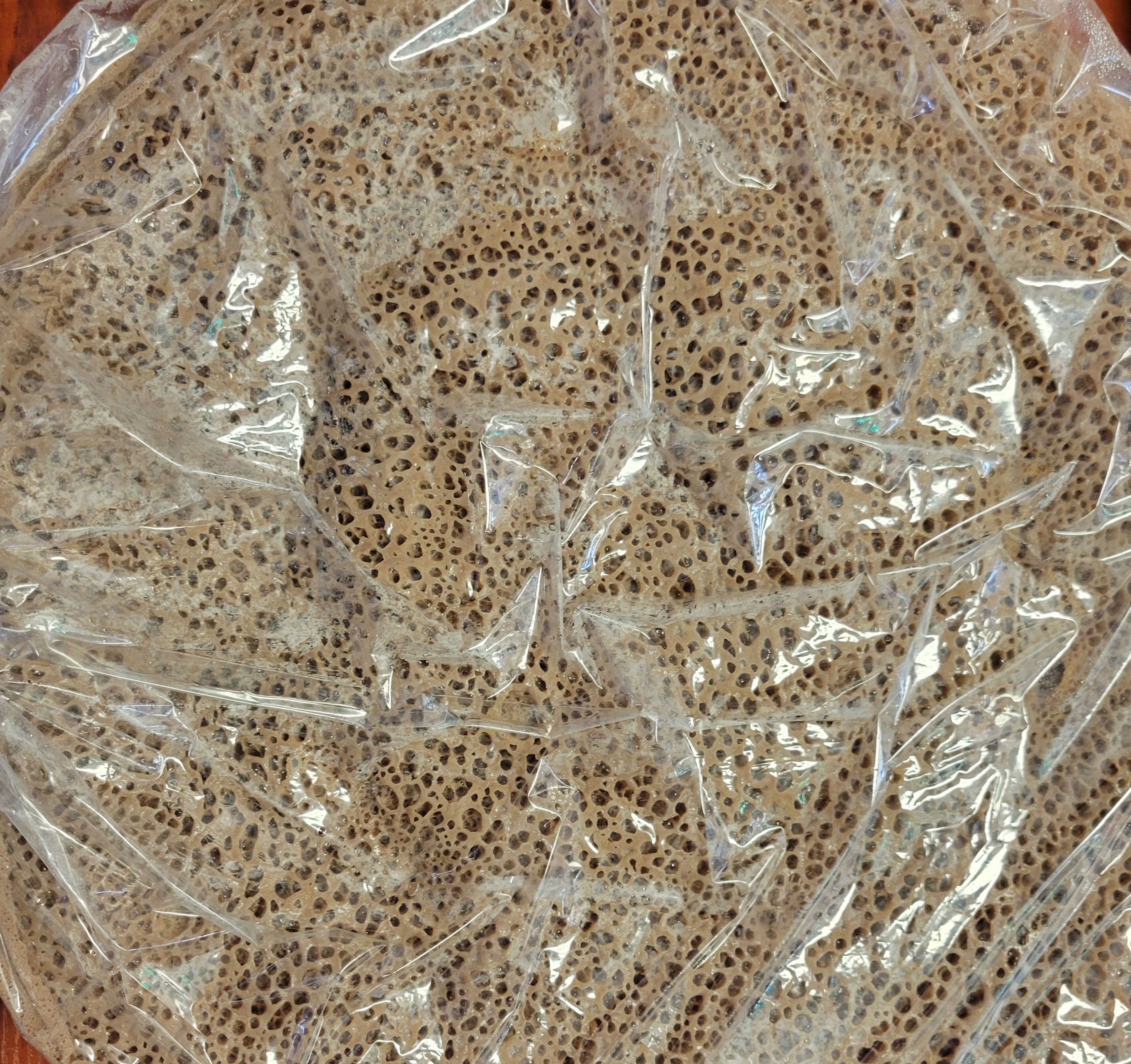 Black-teff-Enjera / የጥቁር የጤፍ እንጀራ