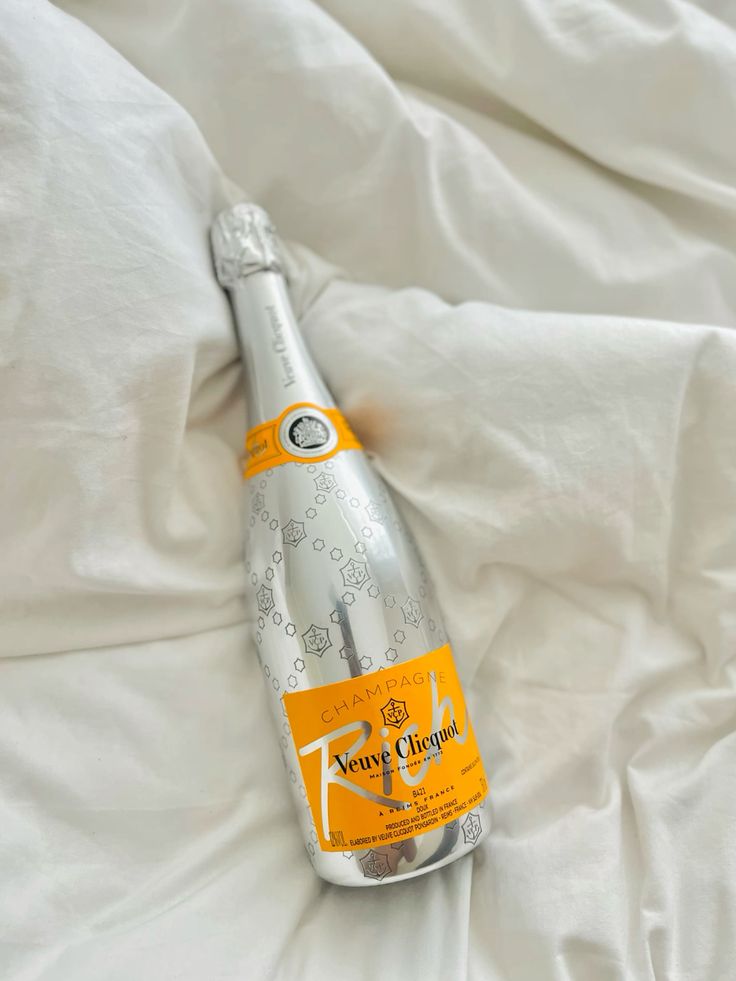 Veuve Cliquot Champagne Rich