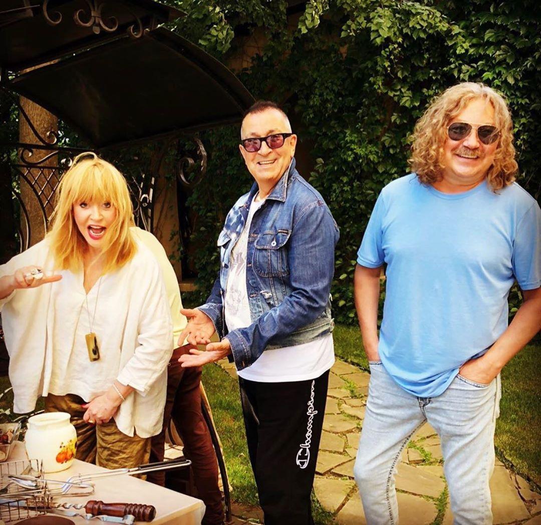 Шоу-бизнес в опасности: заразившиеся коронавирусом Лев Лещенко и Игорь Николаев были на дне рождении сестры Игоря Крутого