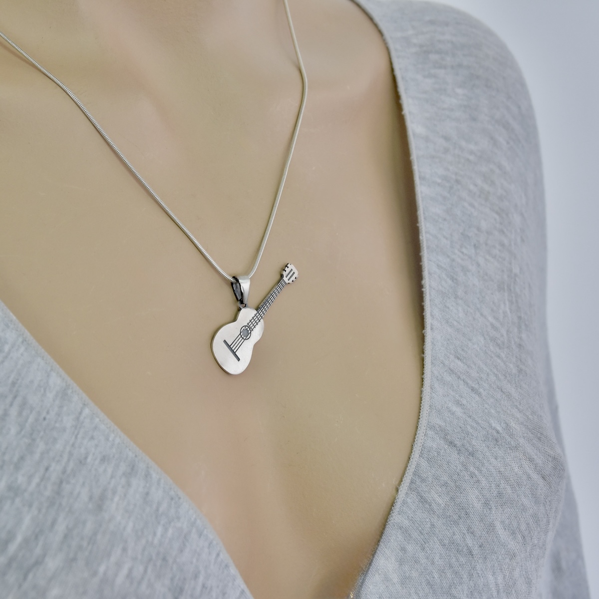 Sterling Silver 925 Guitar Unisex Pendant "Jimi" - Silver Image 3