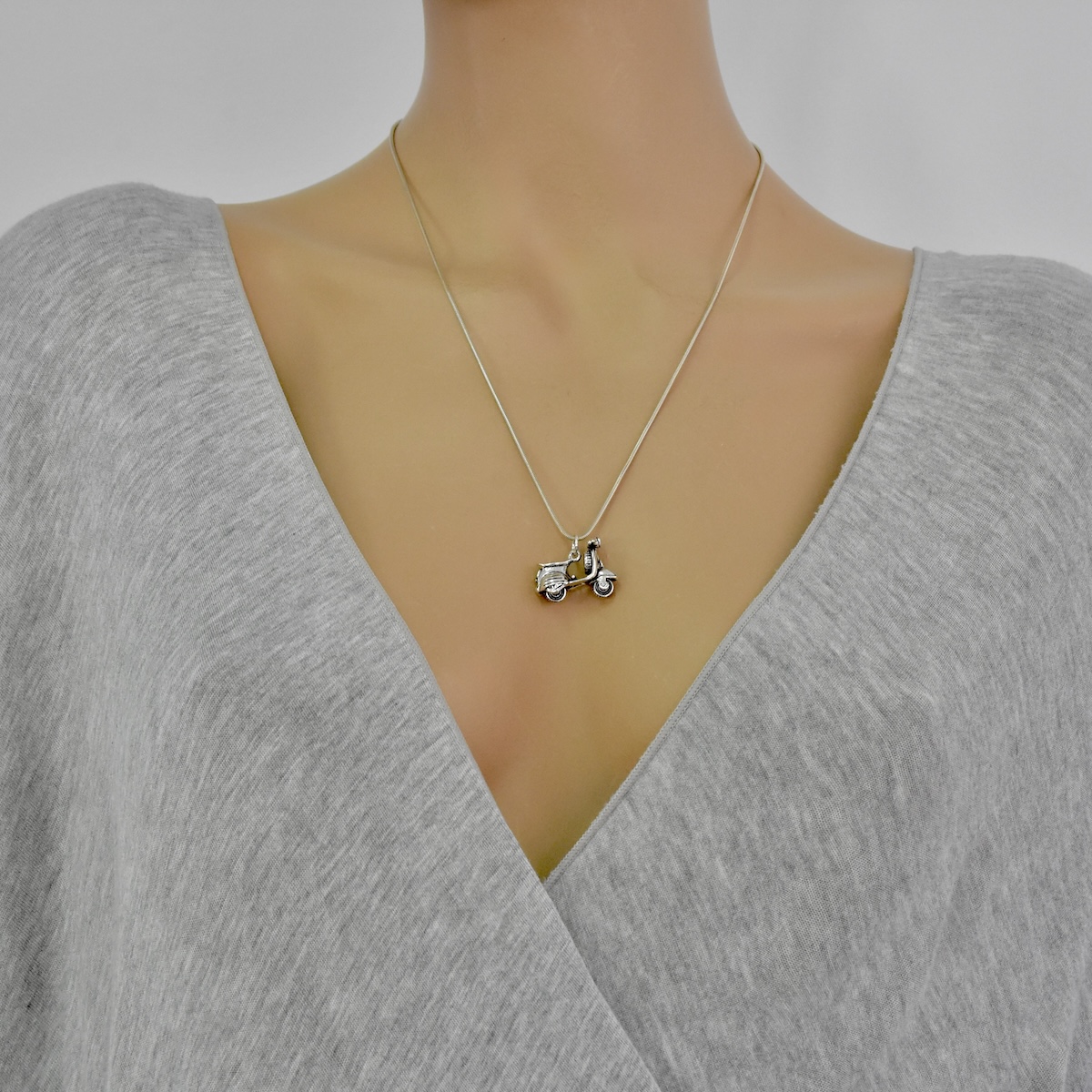 Sterling Silver 925 Vespa Scooter Charm Pendant "Audrey" - Silver Image 4