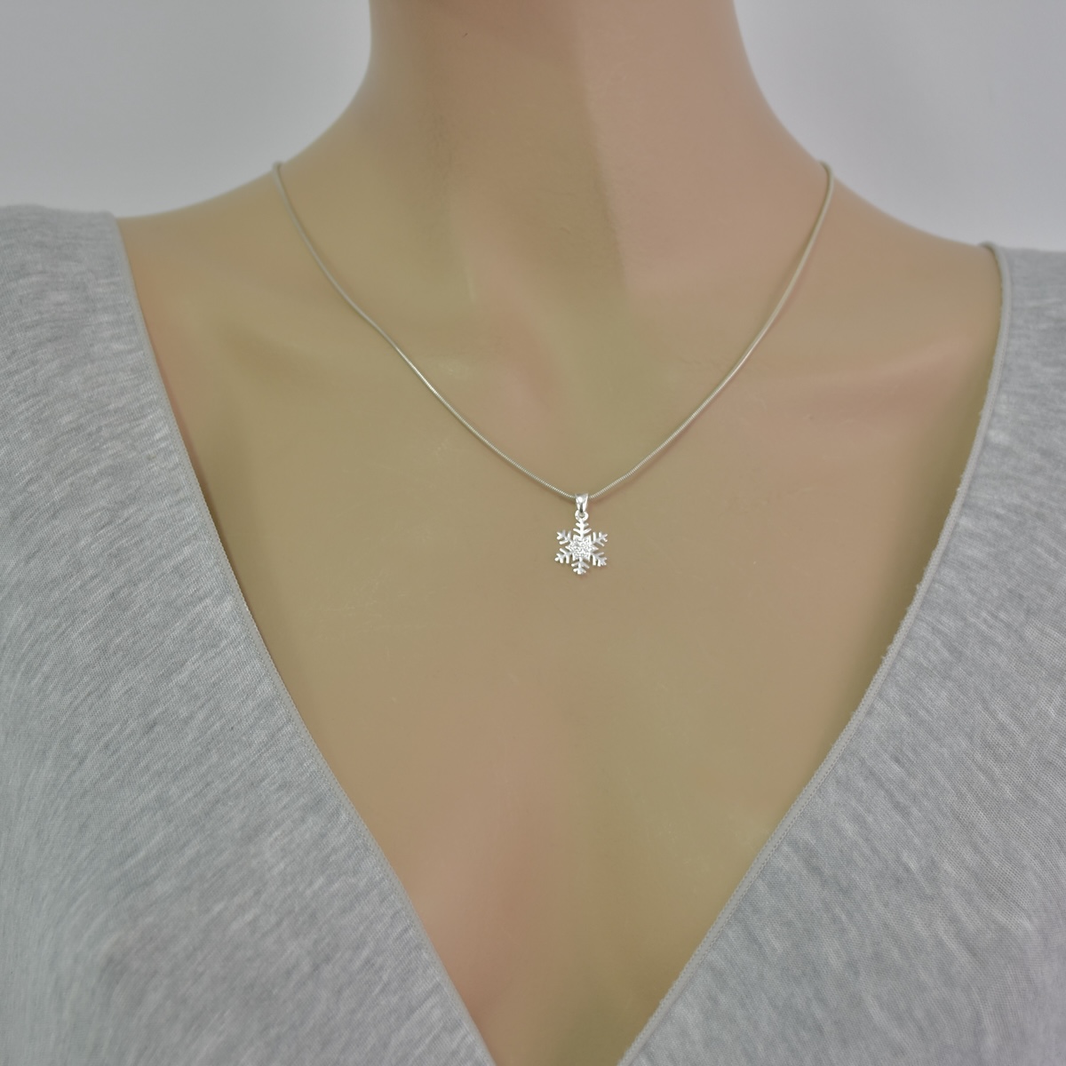 Sterling Silver 925 Snowflake CZ Pendant "Winter" - Silver Image 3