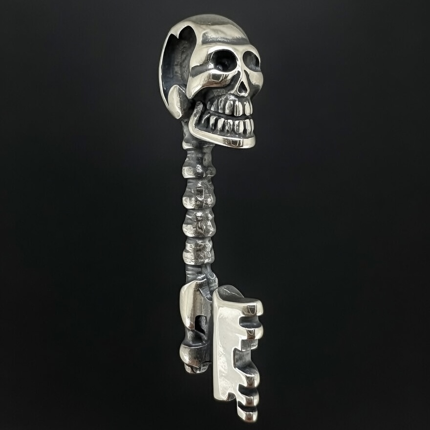Sterling Silver 925 Skull Key Biker Pendant "Arkan" - Silver Image 2
