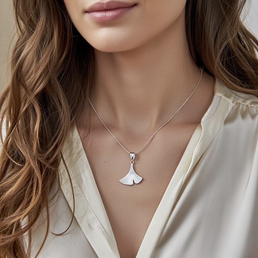 Sterling Silver 925 Fan Leaf Pendant "Flabel" - Silver Image 3