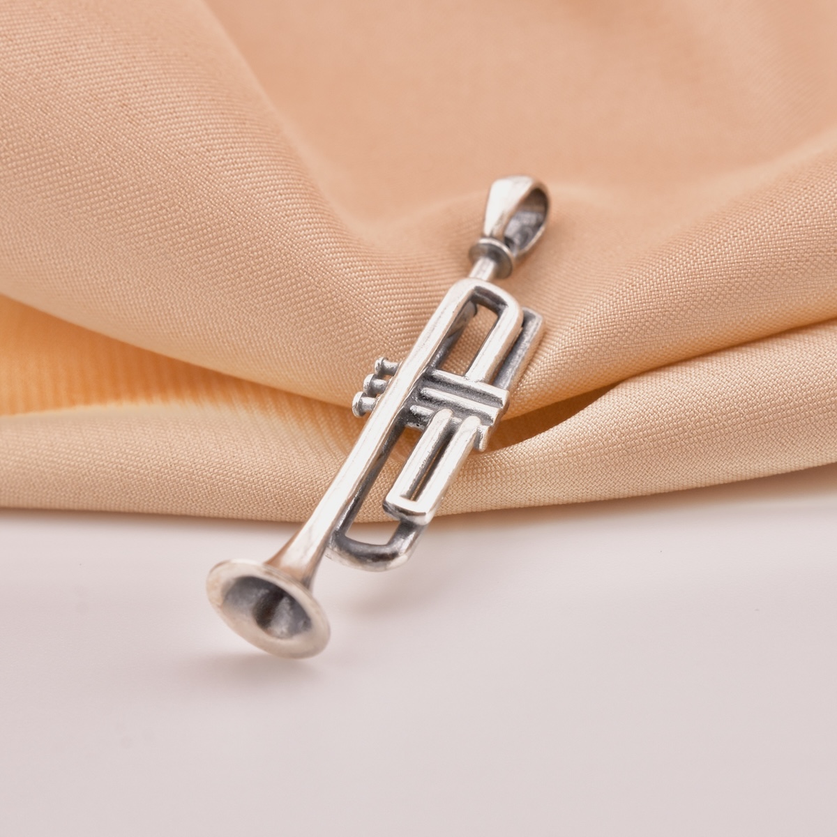 Sterling Silver 925 Trumpet Unisex Pendant "Jazzy" - Silver Image 2