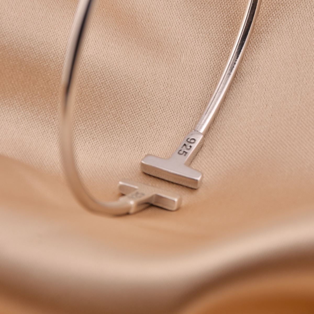 Sterling Silver 925 Open Cuff Bangle Bracelet "City" - Silver Image 4