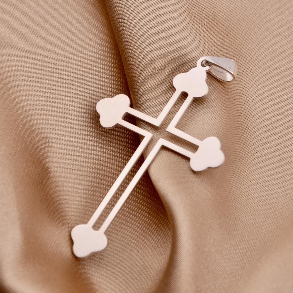 Sterling Silver 925 Trefoil Cross Pendant "Triad" - Silver Image 2