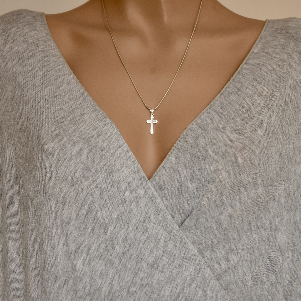 Sterling Silver 925 Petite Cross Pendant "Fidele" - Silver Image 3