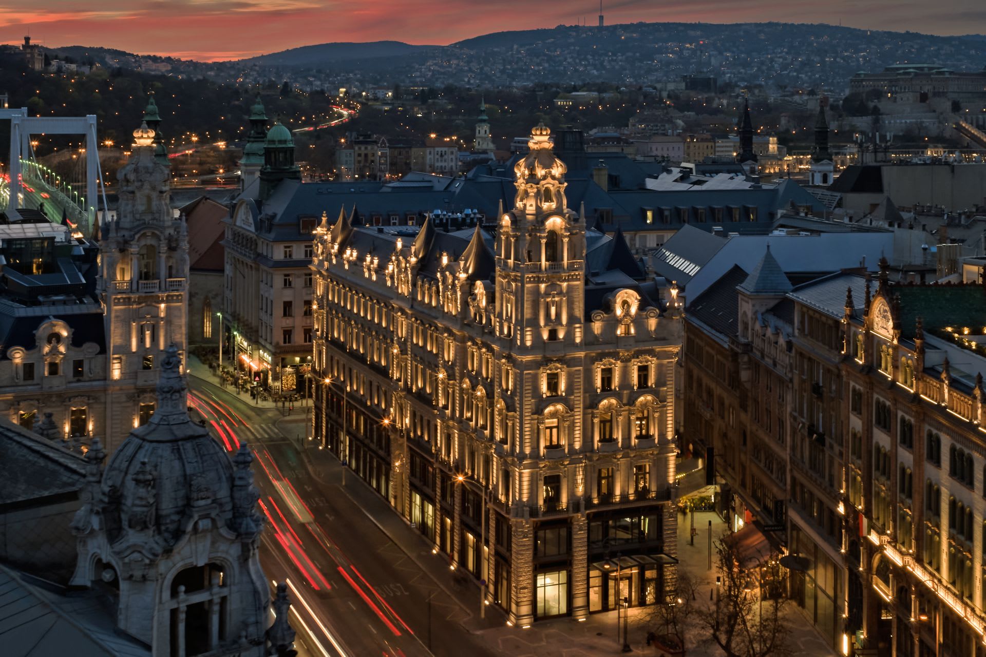 St. Regis Budapest · façade Belle Époque du Palais Klotild inscrit à l'UNESCO