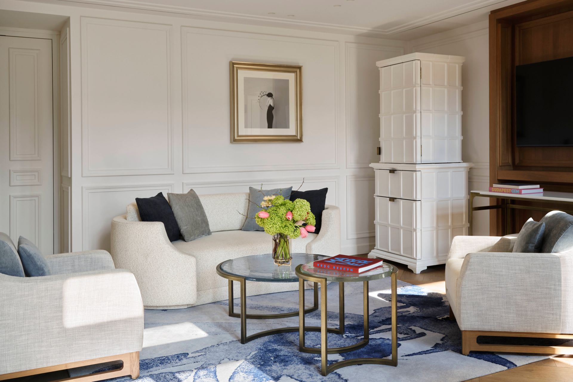 St. Regis Budapest · suite duplex 2 chambres style narratif