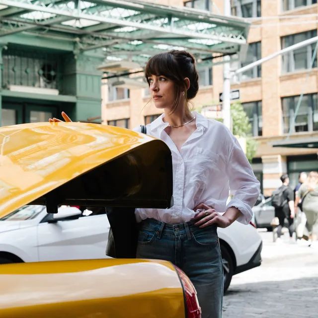 Jacob Elordi posant pour une photo de presse