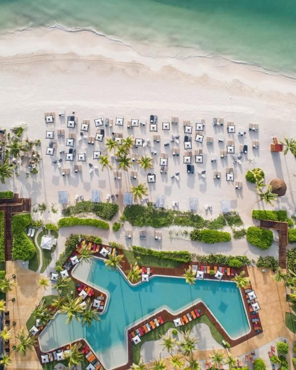 Plat gastronomique présenté à l'Alila Mayakoba, mettant en valeur les ingrédients frais