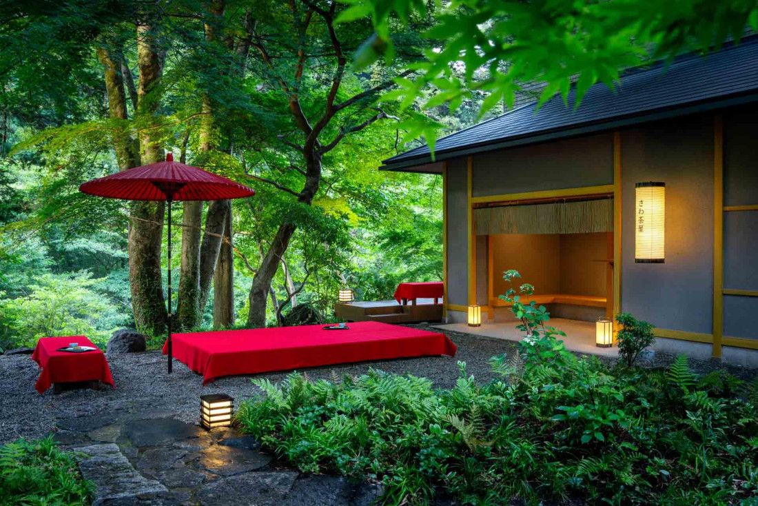 Vue extérieure de KAI Hakone, niché dans la nature verdoyante