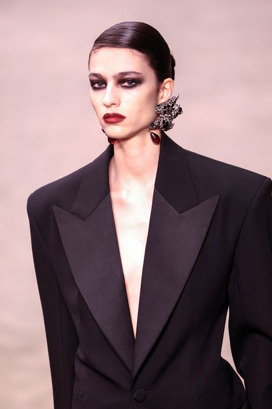 Paris Fashion Week - A/H 26-27 - Make-up : les tendances qui nous façonnent - Actualités du luxe - actualités sur le luxe - actualité du luxe