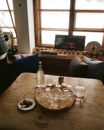 Saint-Moritz - Rolf Sachs : l'Olympiahaus sur les traces d'Andy Warhol et Timothy Leary - Actualités du luxe - actualités sur le luxe - actualité du luxe