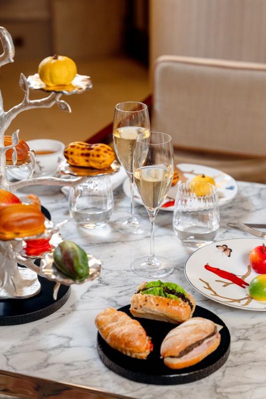 Paris Le Meurice - Tea Time - Cédric Grolet : une réinvention gourmande de l'art du goûter - Actualités du luxe - actualités sur le luxe - actualité du luxe