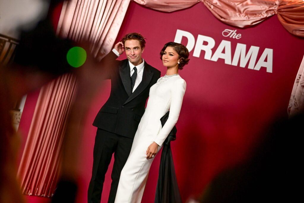 Paris - The Drama : Zendaya et Robert Pattinson révèlent la rom-com subversive - Actualités du luxe - actualités sur le luxe - actualité du luxe