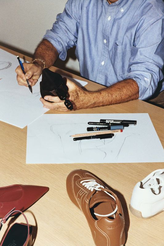 Paris - Hermès - Pierre Hardy : trois décennies à redéfinir la chaussure de luxe - Actualités du luxe - actualités sur le luxe - actualité du luxe