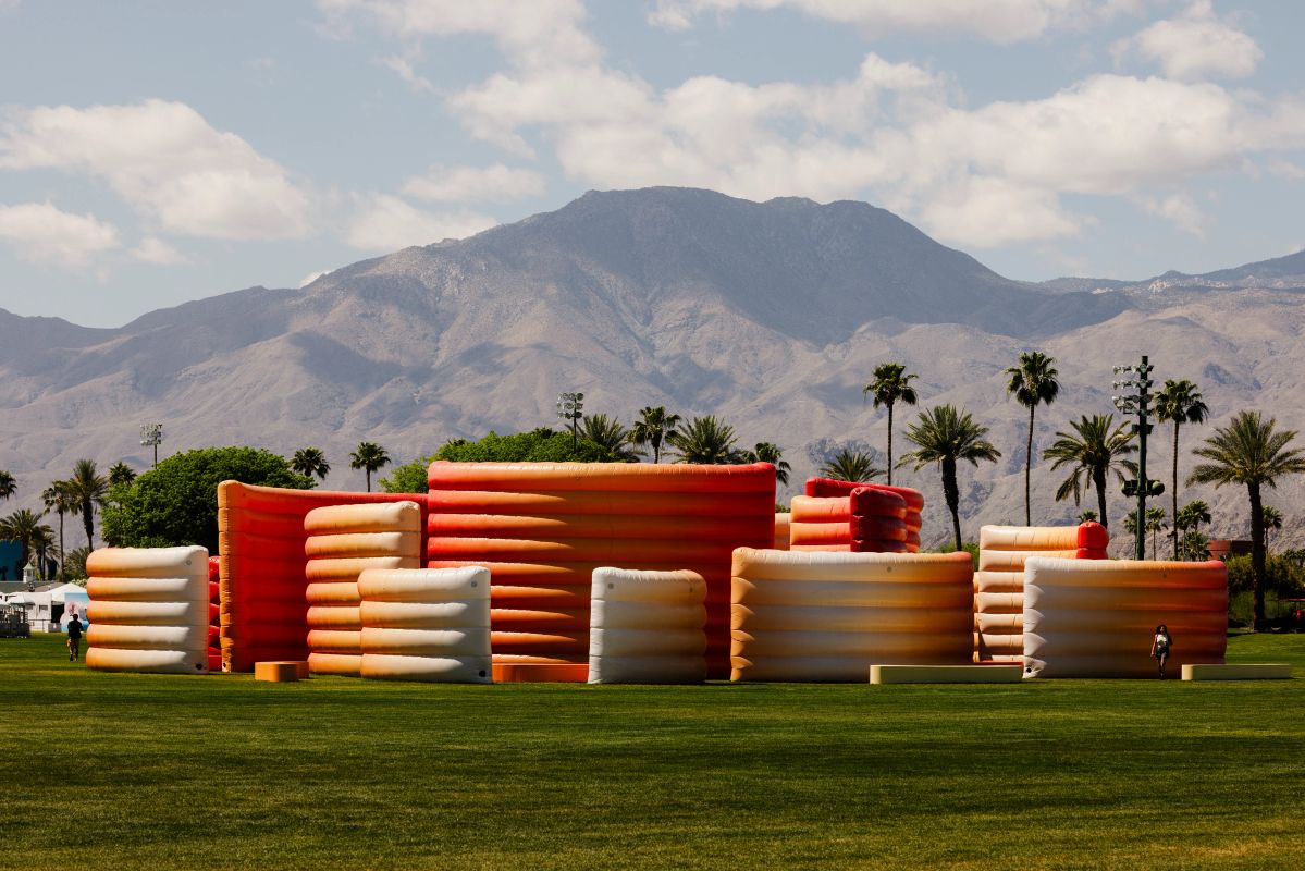 Coachella: quand le festival se mue en musée d'art à ciel ouvert - Actualités du luxe - actualités sur le luxe - actualité du luxe