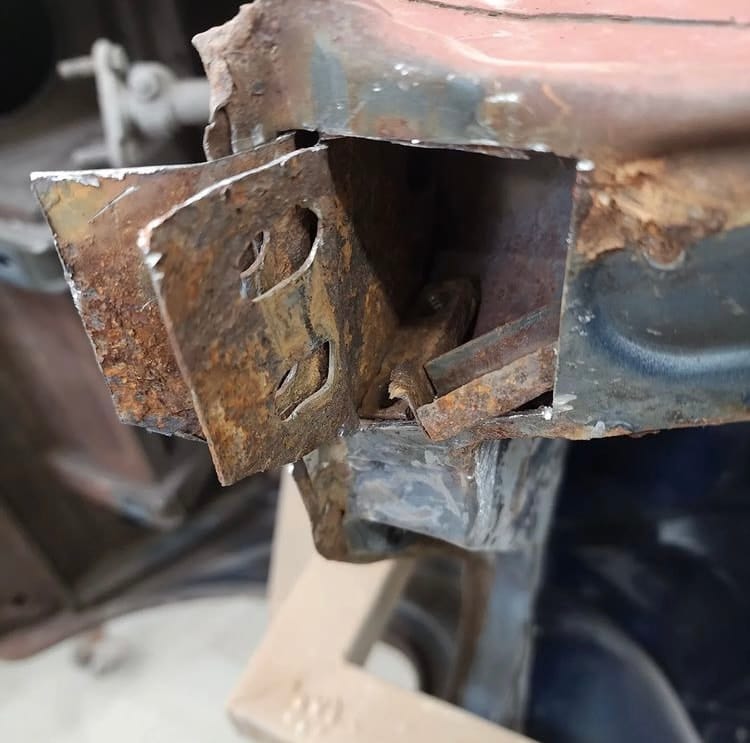 James' 51 Split