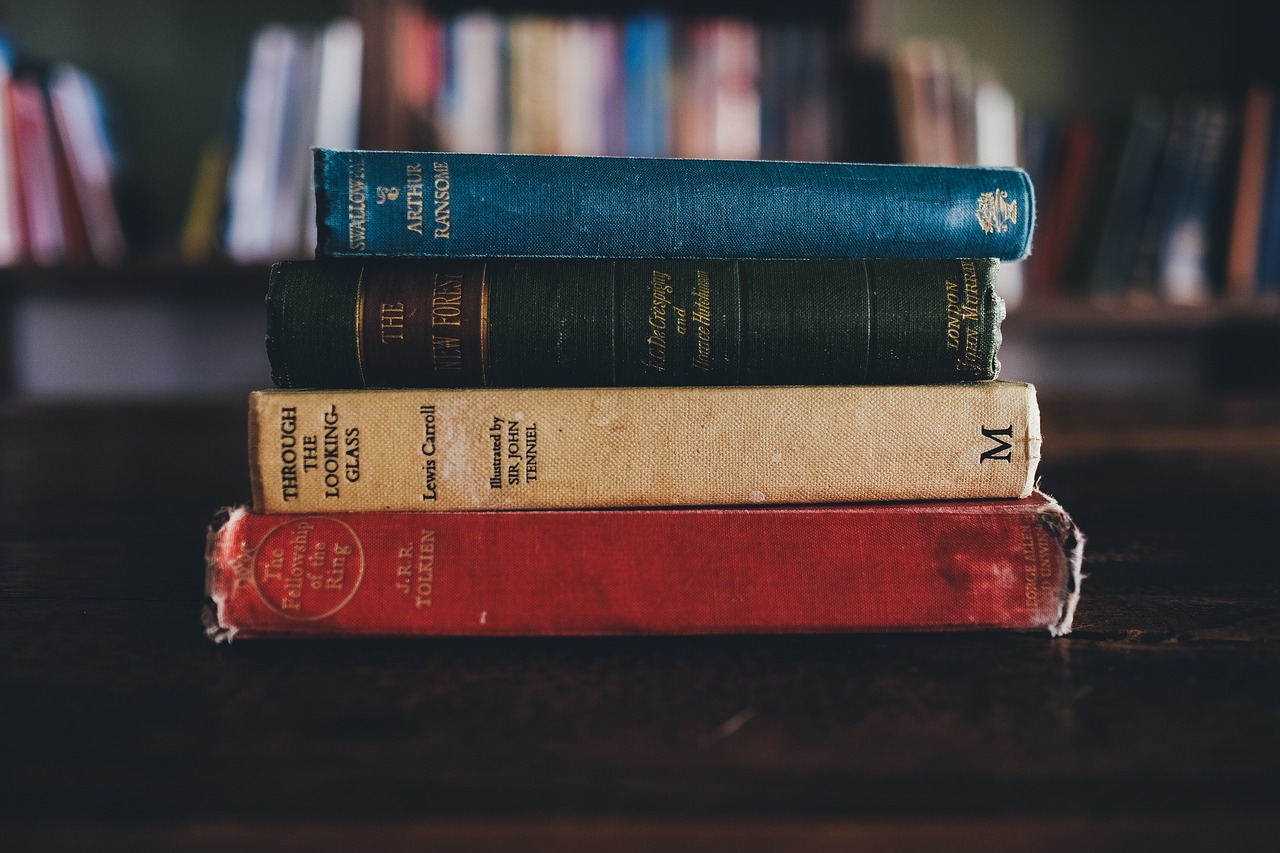 Analysis of effective cover letters connecting experiences to employer needs for job success.