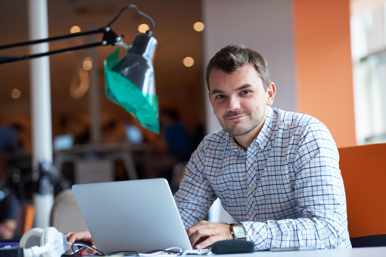 Employee referral programs driving future recruiting trends with 82% company adoption rate.
