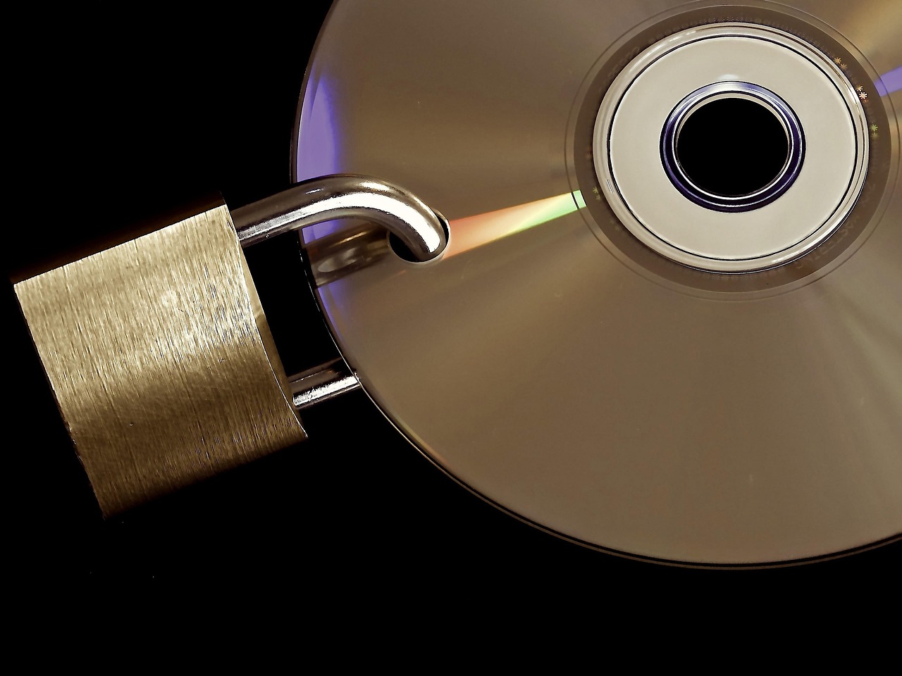 Privacy concerns and smart data use for personalization.