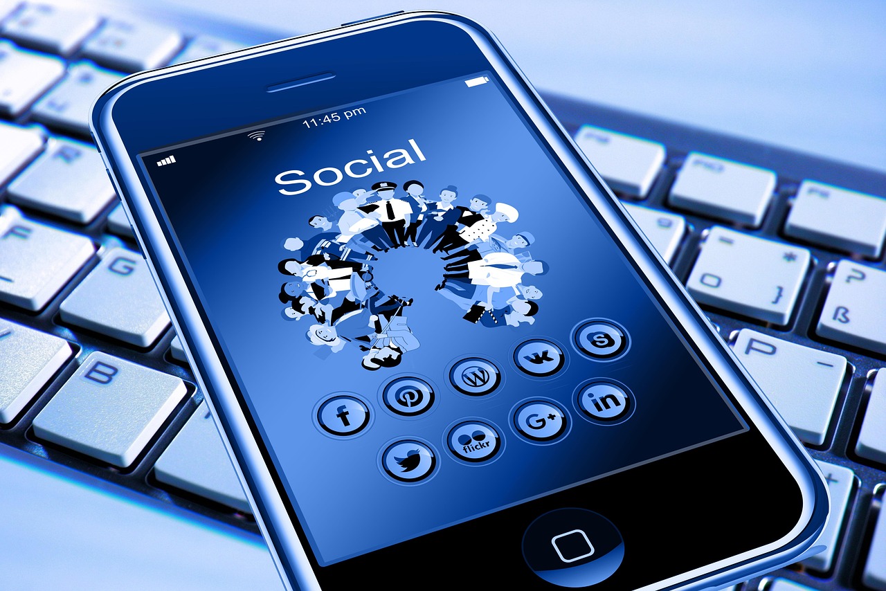 Social media boosts The Salt Path film marketing outcomes.