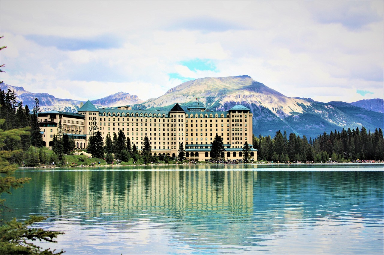 Mayo Fairmont Hospital financial losses and recovery 2023.