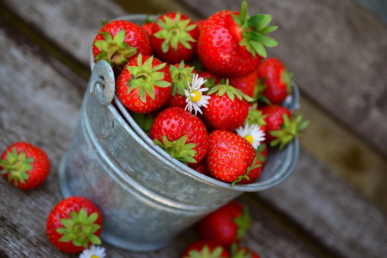 Premium luxury fruits reflecting high consumer demand.
