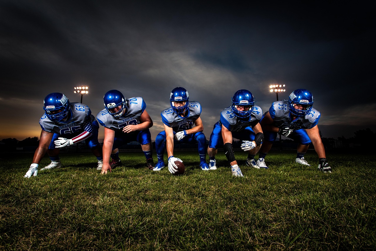 When to build an internal marketing team strategy.