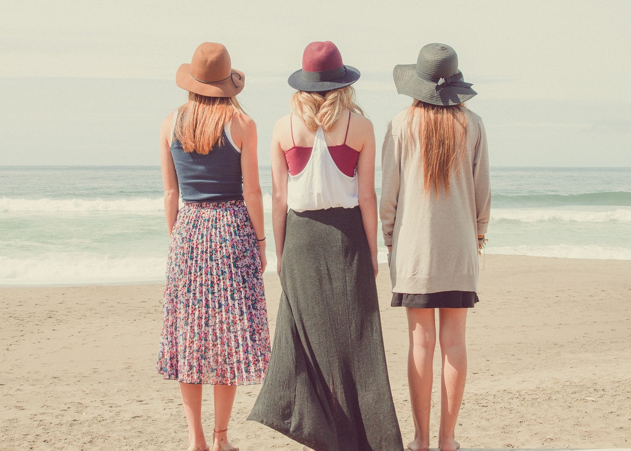 Summer fashion deals: mesh flats and barrel jeans sale.