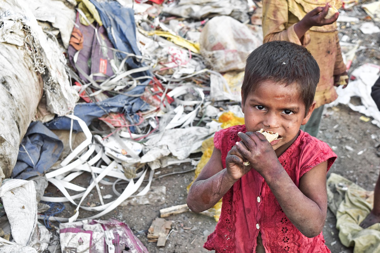 SNAP cuts worsen hunger as US food insecurity rises 2024.
