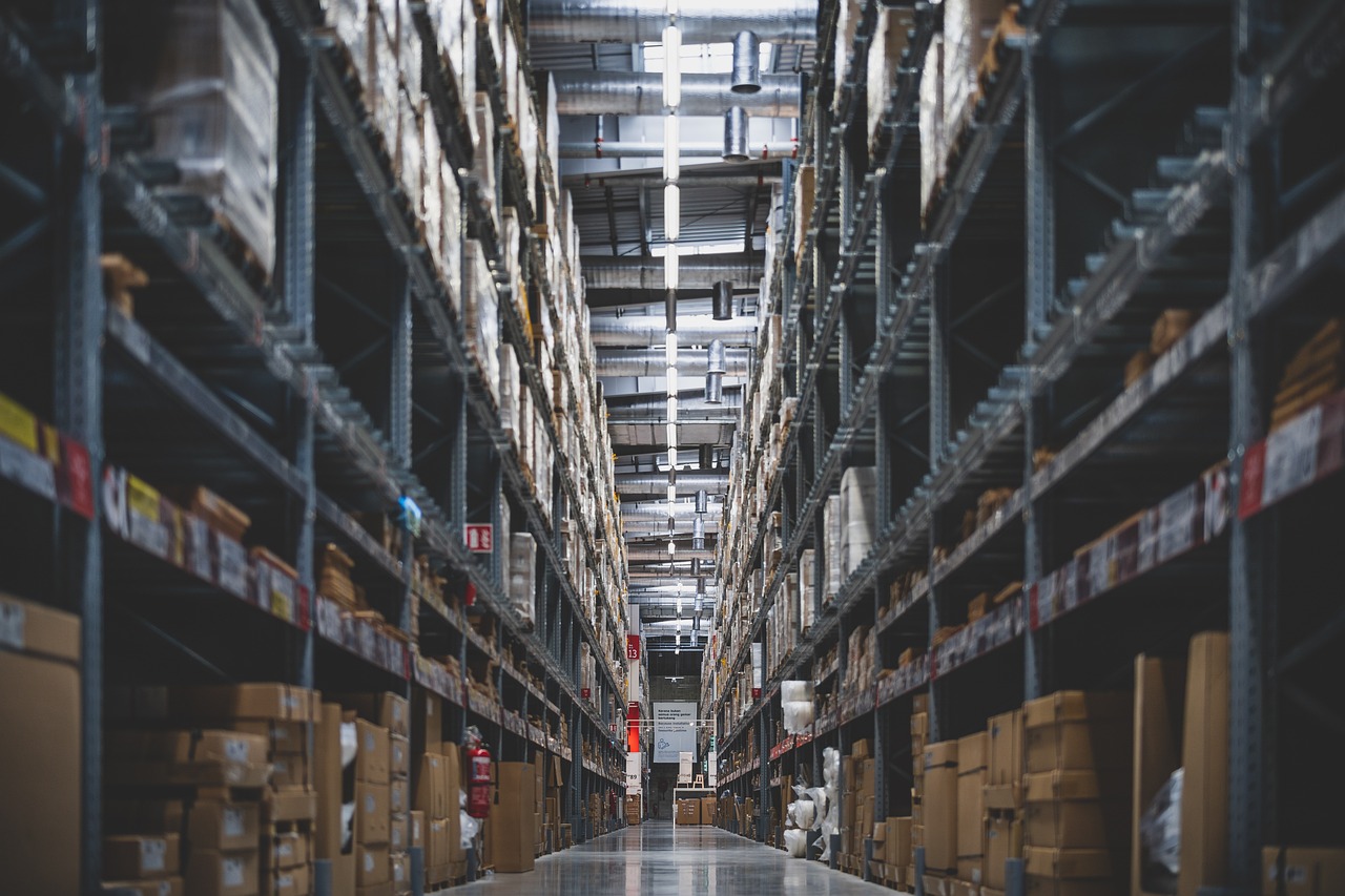 Unified Commerce Benefits: Single Platform for Customer Data.
