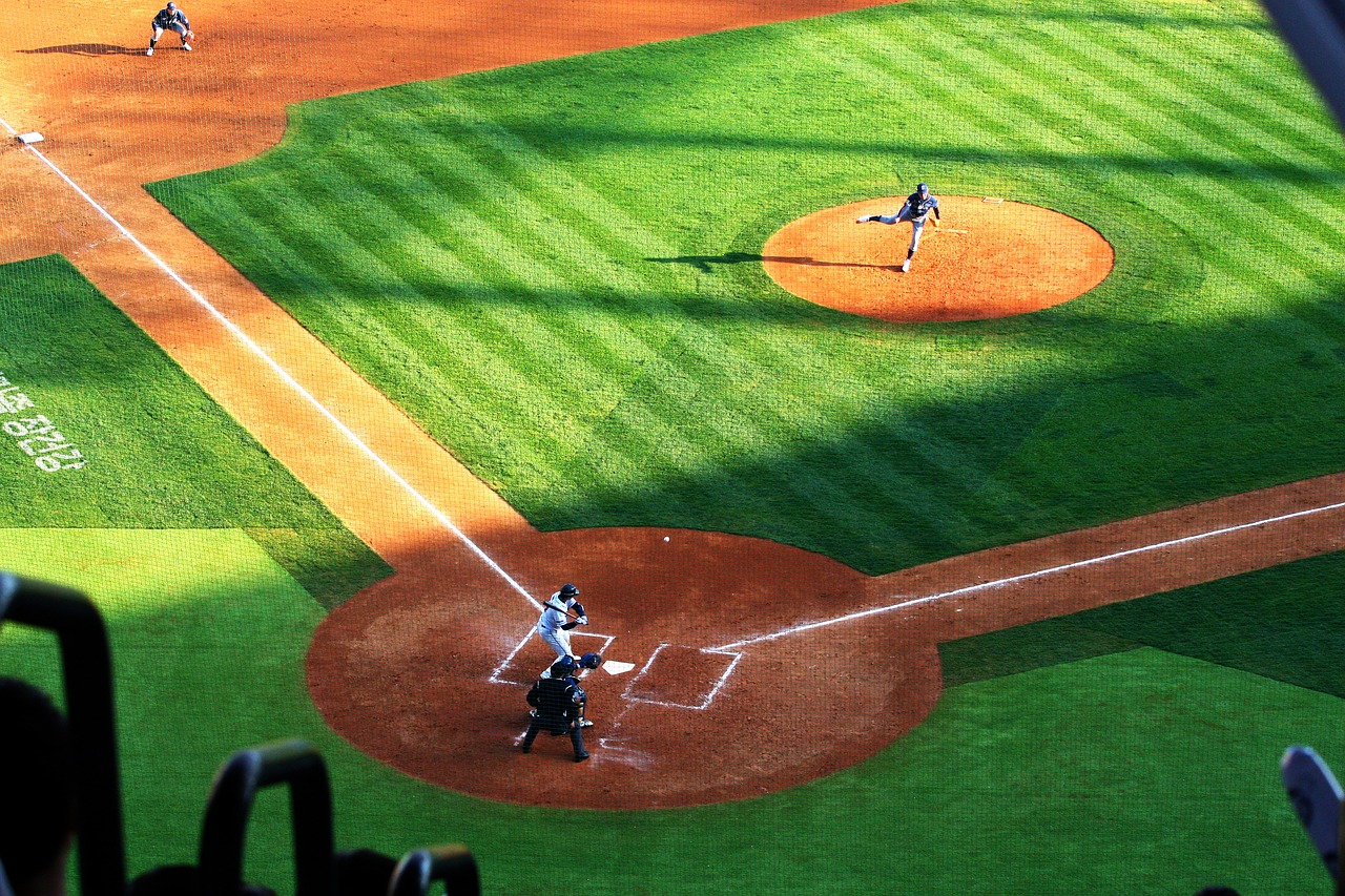 Brooks Lee pinch hits after Buxton exits early innings.