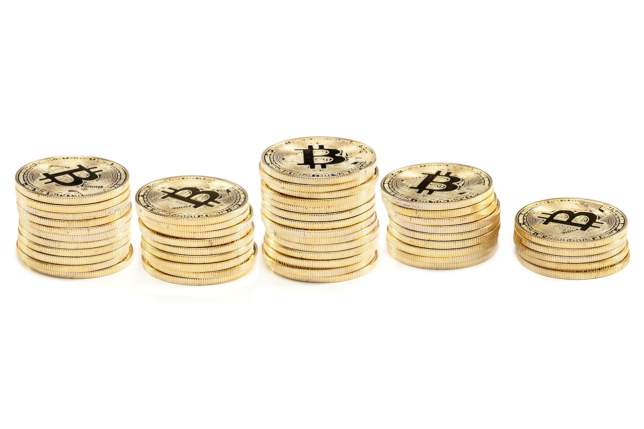 High - Growth Meme Coins Navigating 2025 Crypto Market.