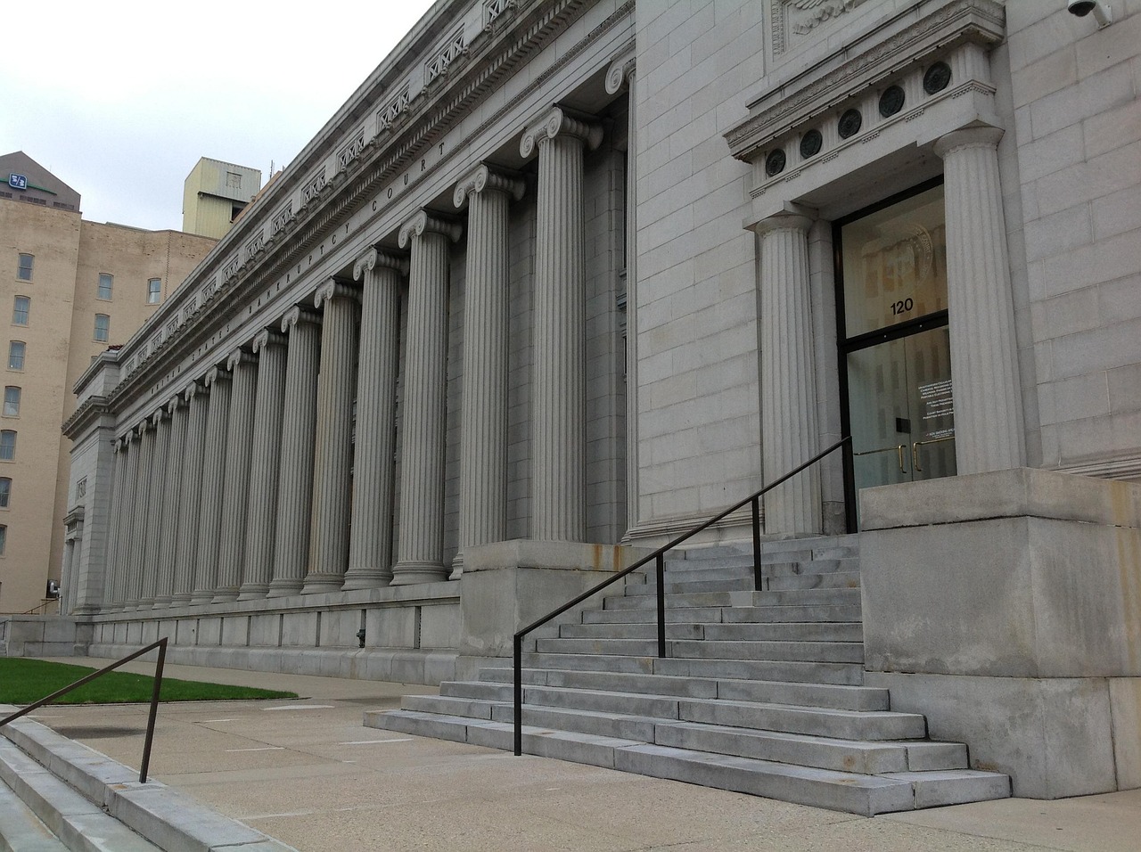 Governance and public trust challenges in U.S. reforms.